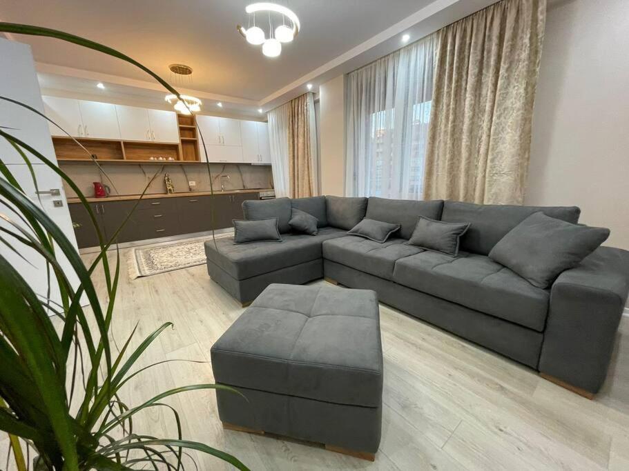 Melody Apartment In Korça Exteriör bild