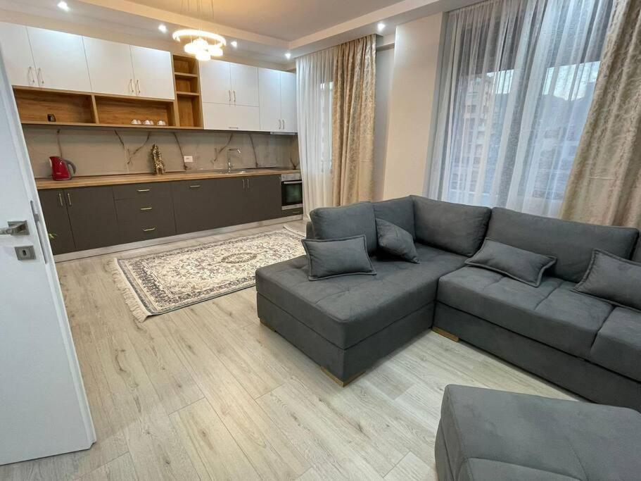Melody Apartment In Korça Exteriör bild