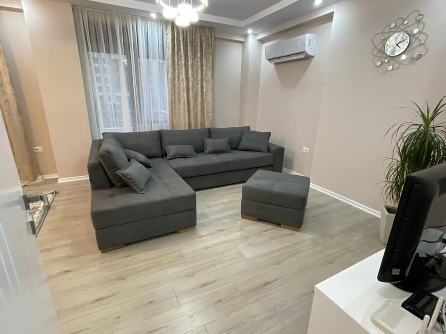 Melody Apartment In Korça Exteriör bild